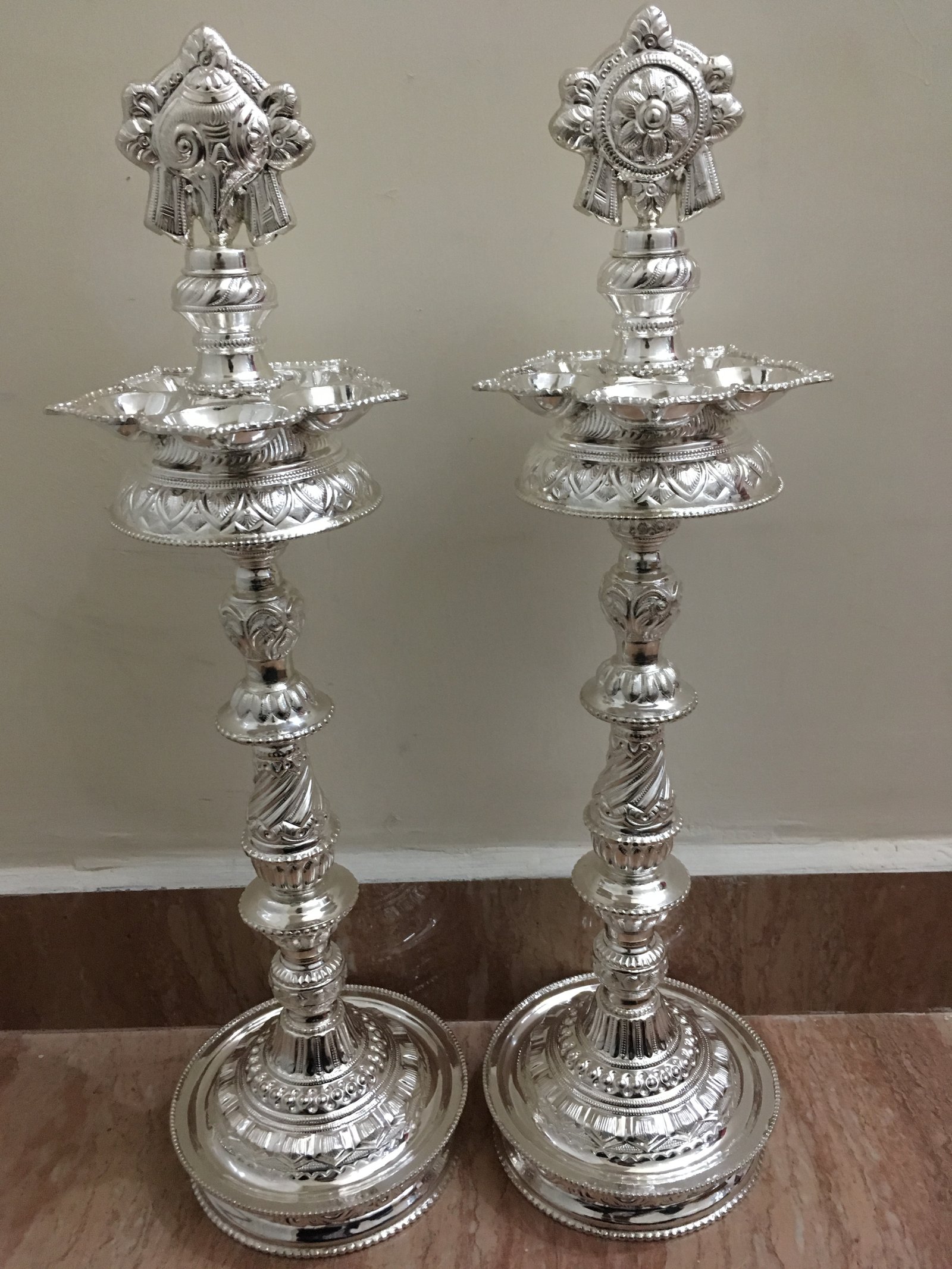 Silver Special NamamChanguchakkaram Nungu Lamp